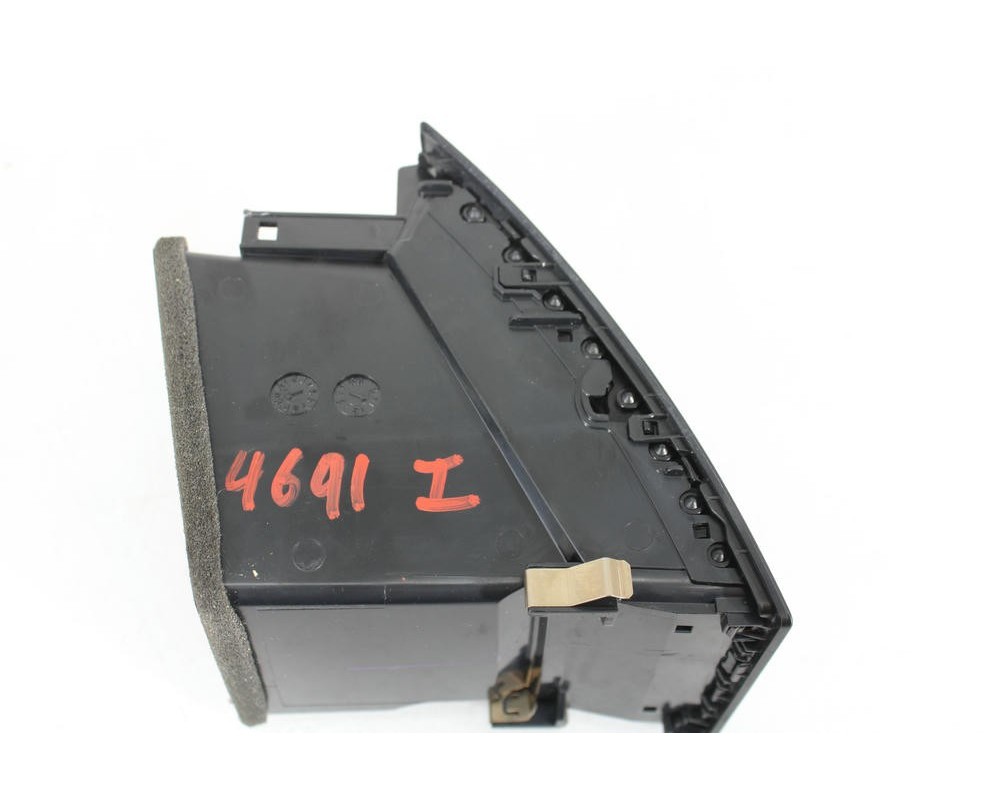 Recambio de rejilla aireadora para mitsubishi asx (ga_w_) 1.8 di-d (ga6w) referencia OEM IAM GN71136070  