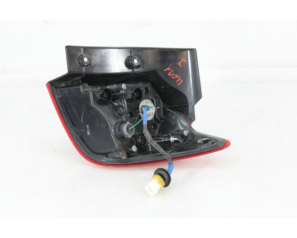 Recambio de piloto trasero izquierdo para mitsubishi asx (ga_w_) 1.8 di-d (ga6w) referencia OEM IAM P9374  