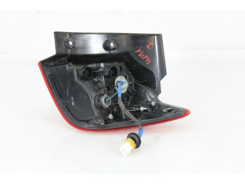 Recambio de piloto trasero izquierdo para mitsubishi asx (ga_w_) 1.8 di-d (ga6w) referencia OEM IAM P9374  