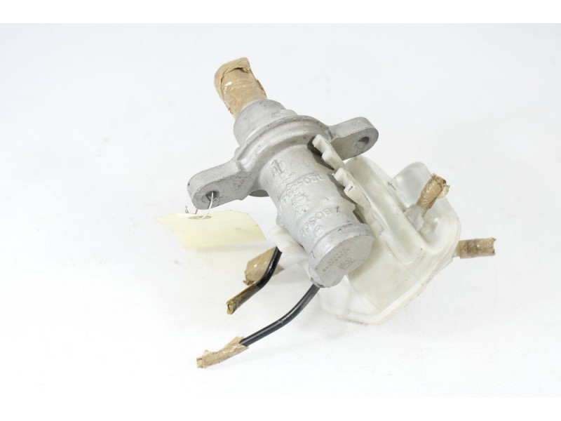 Recambio de bomba freno para citroën c4 berlina referencia OEM IAM 0204254242  