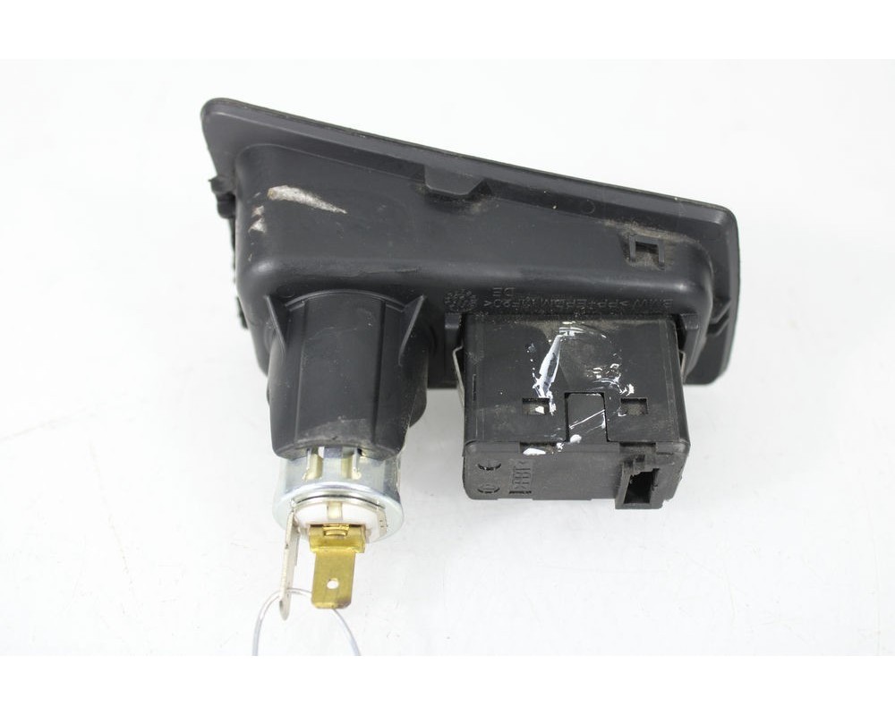 Recambio de enchufe 12v para bmw serie 1 berlina (e81/e87) 2.0 16v diesel cat referencia OEM IAM 51167132049904  