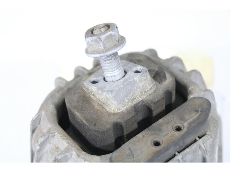 Recambio de soporte motor para bmw serie 1 berlina (e81/e87) referencia OEM IAM 13981112GE  